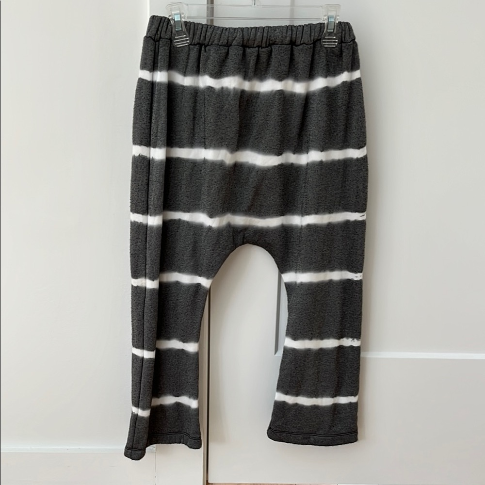 Neve/Hawk Black and White Tie-Dye SweatPants - size 12